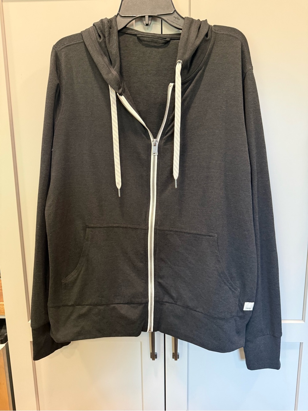 Vuori Black Women's Zip Hoodie Jacket with White Drawstrings